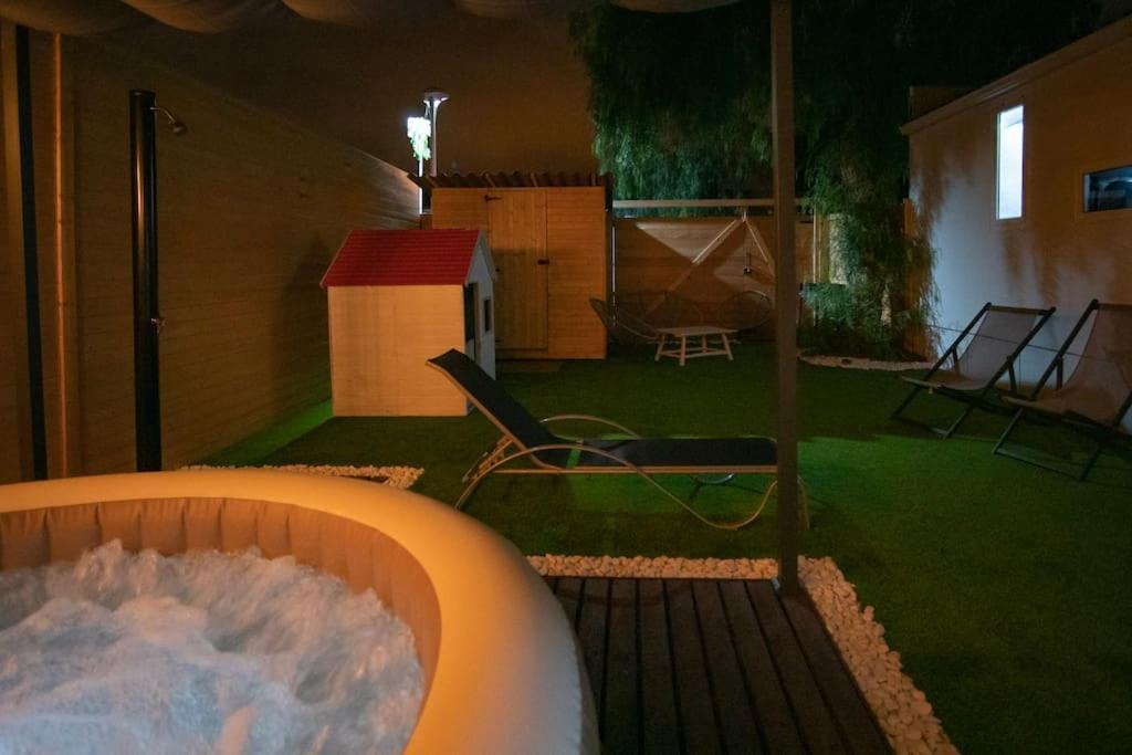 Private Paradise On Cozy Campsite, Jacuzzi, Netflix Las Galletas Luaran gambar